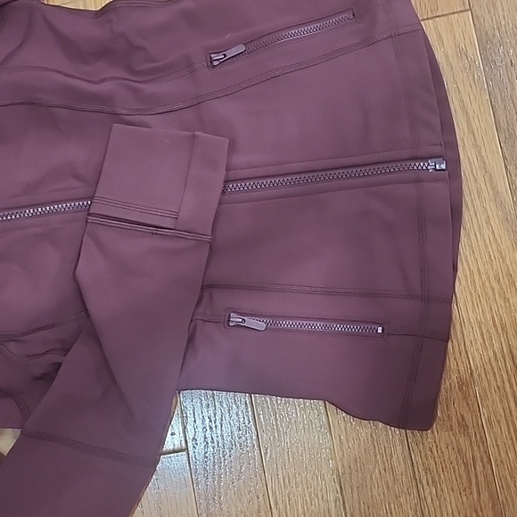 Lululemon Jacket - Picture 3 of 7
